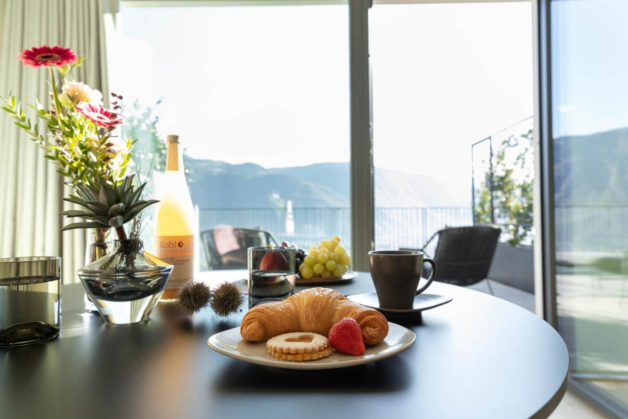 My Spring - Panoramic Suites Lana Exterior foto