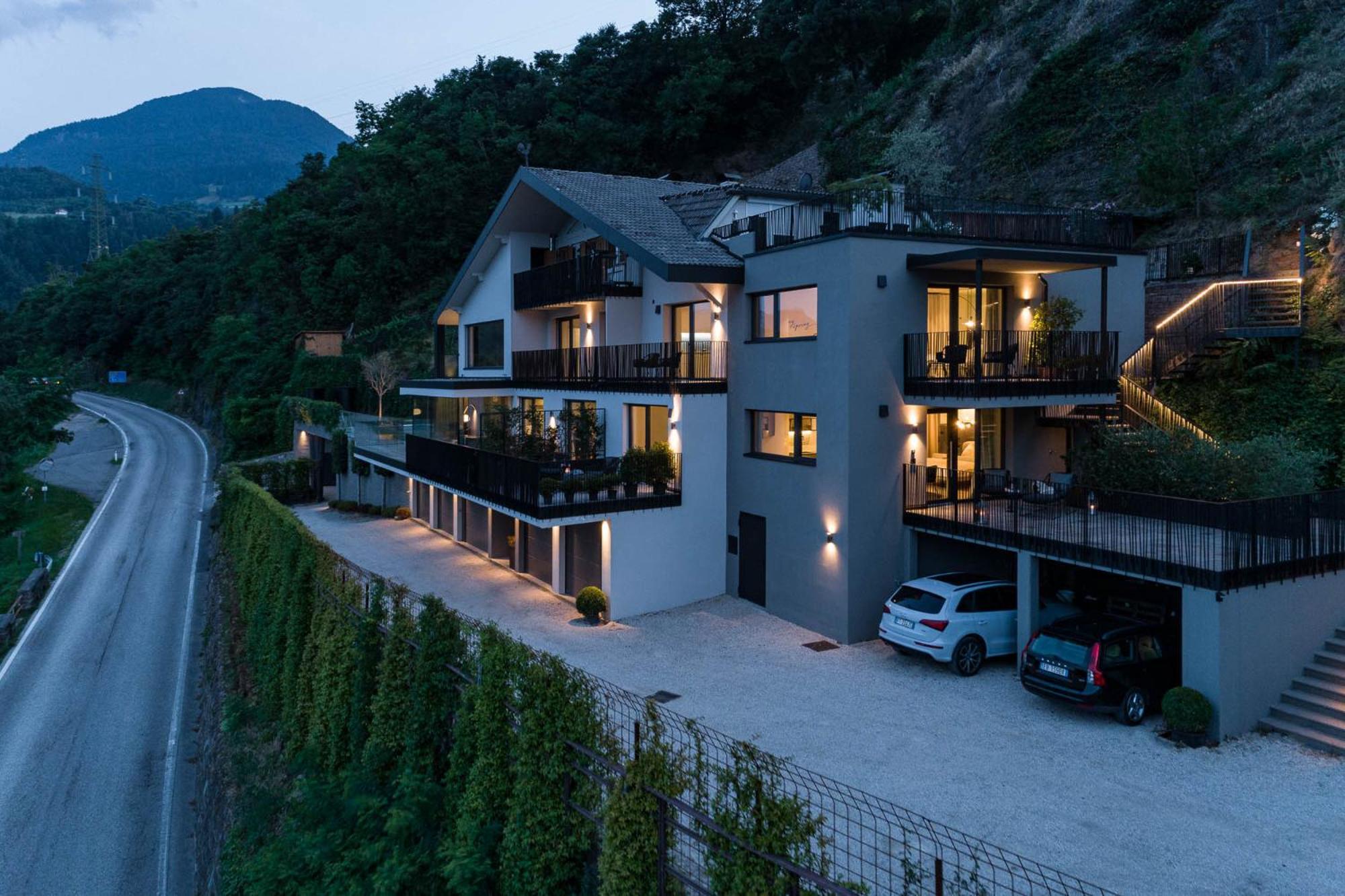 My Spring - Panoramic Suites Lana Exterior foto