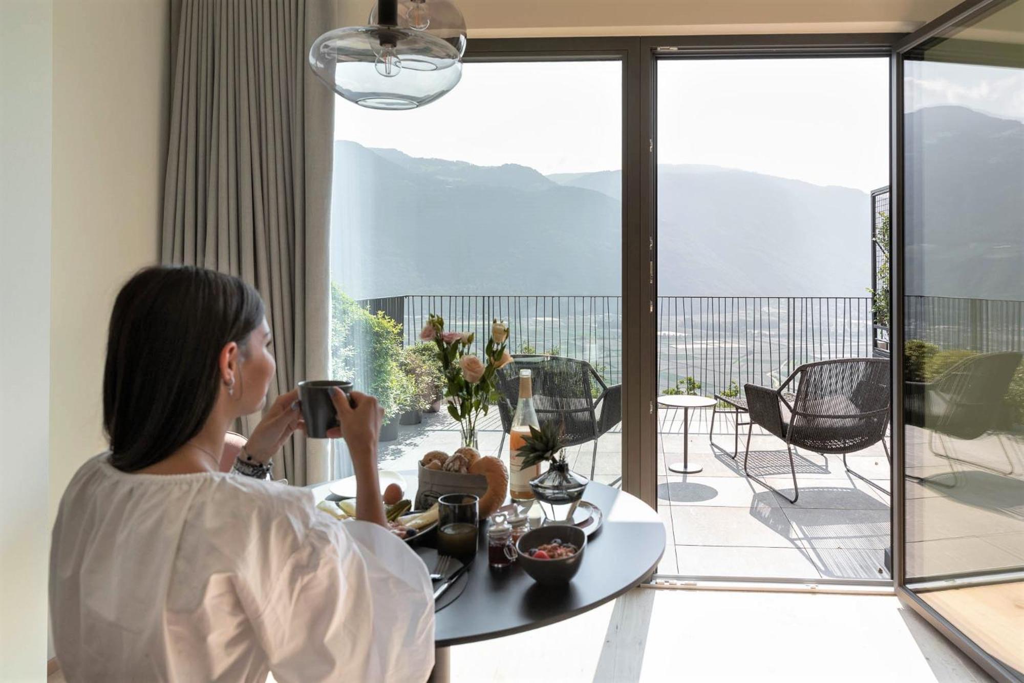 My Spring - Panoramic Suites Lana Cameră foto