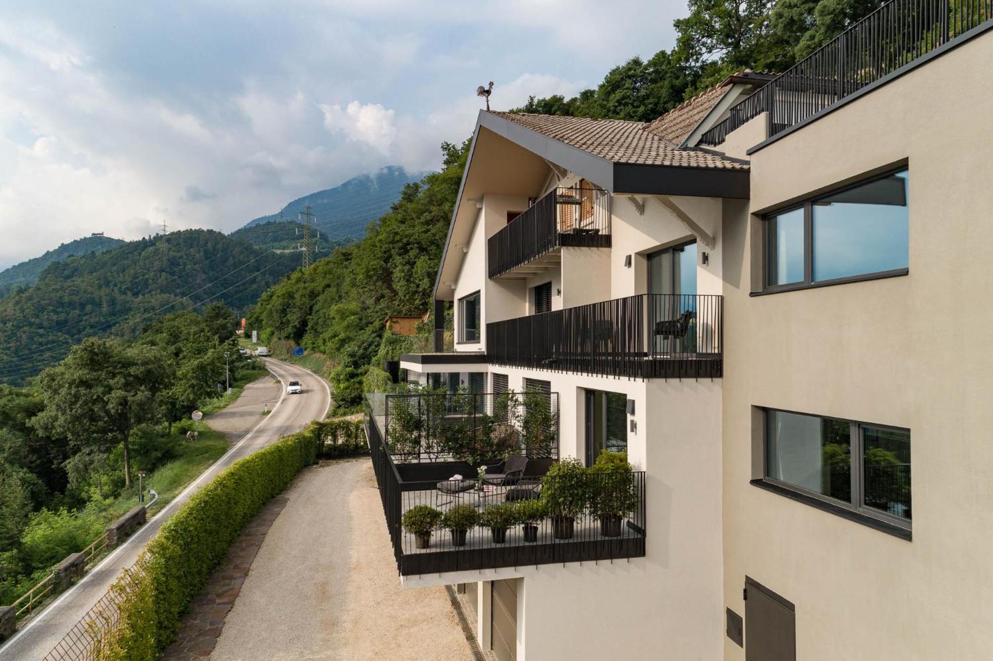 My Spring - Panoramic Suites Lana Cameră foto