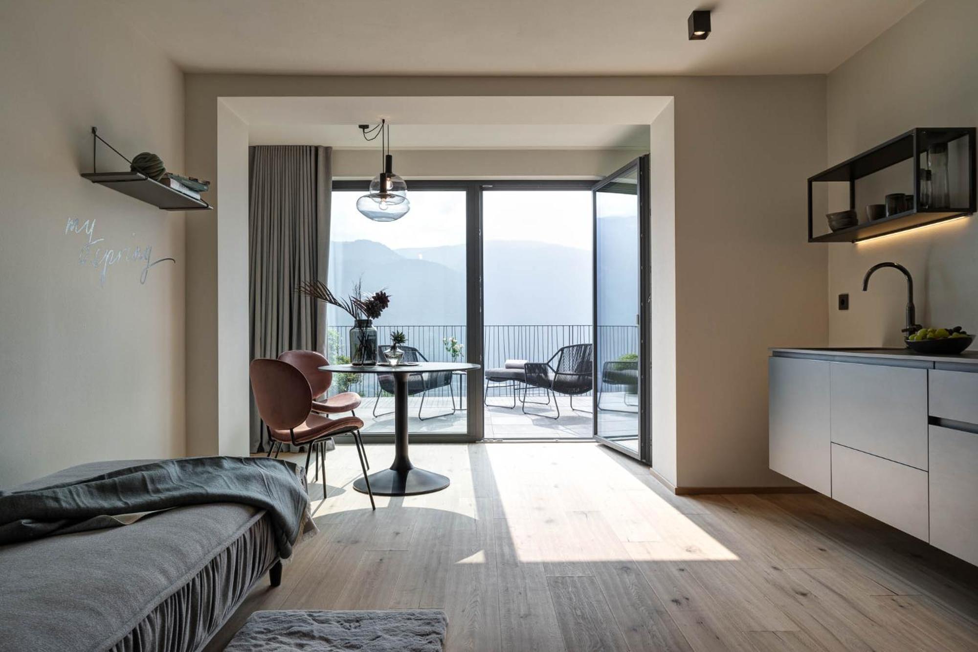 My Spring - Panoramic Suites Lana Cameră foto