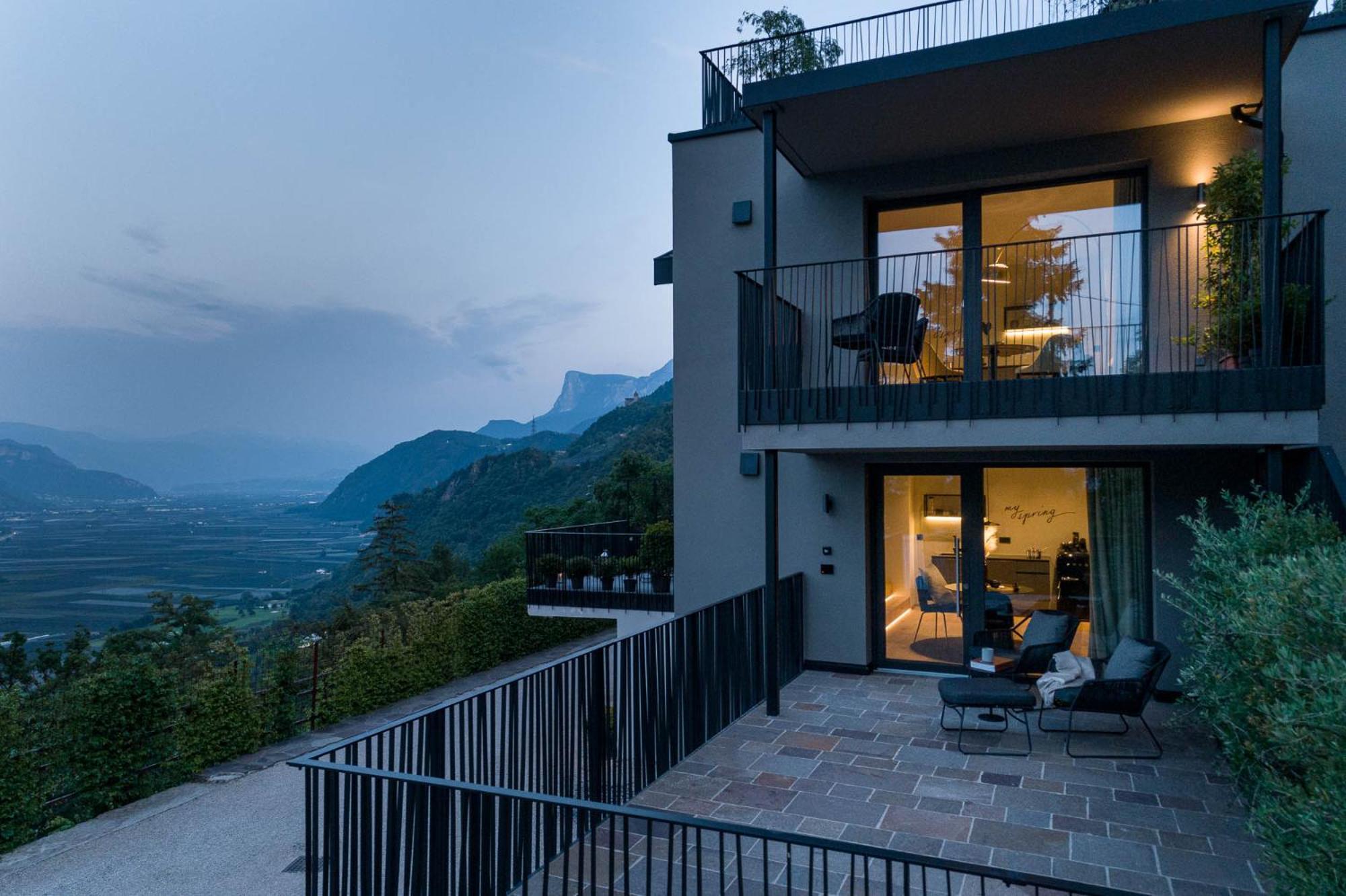 My Spring - Panoramic Suites Lana Cameră foto